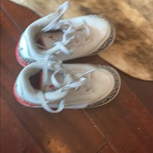 Kids shoes size 8